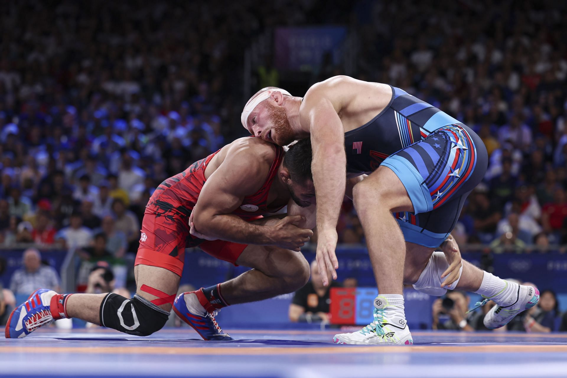 Kyle Snyder (Image via: Getty)